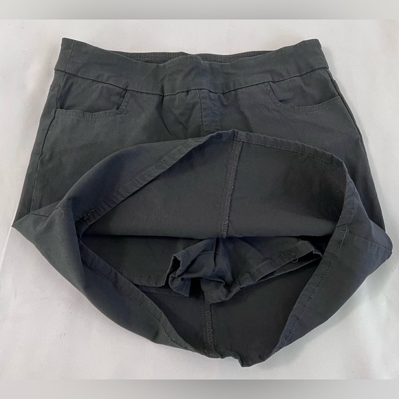 Soft Surroundings Women’s Go Lively Skort Size Medium Black - Picture 4 of 9